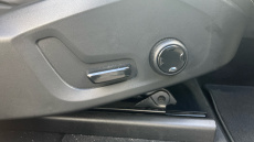 Volvo Xc60 2.0 B4D R DESIGN 5dr AWD Geartronic Diesel Estate